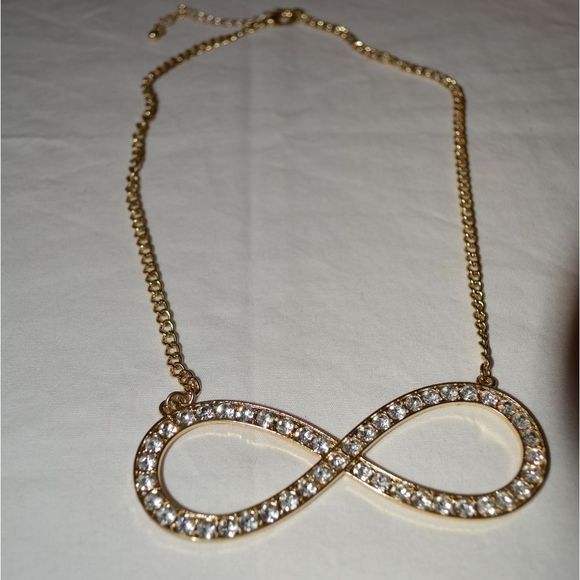 NECKLACE - Picture 5 of 6